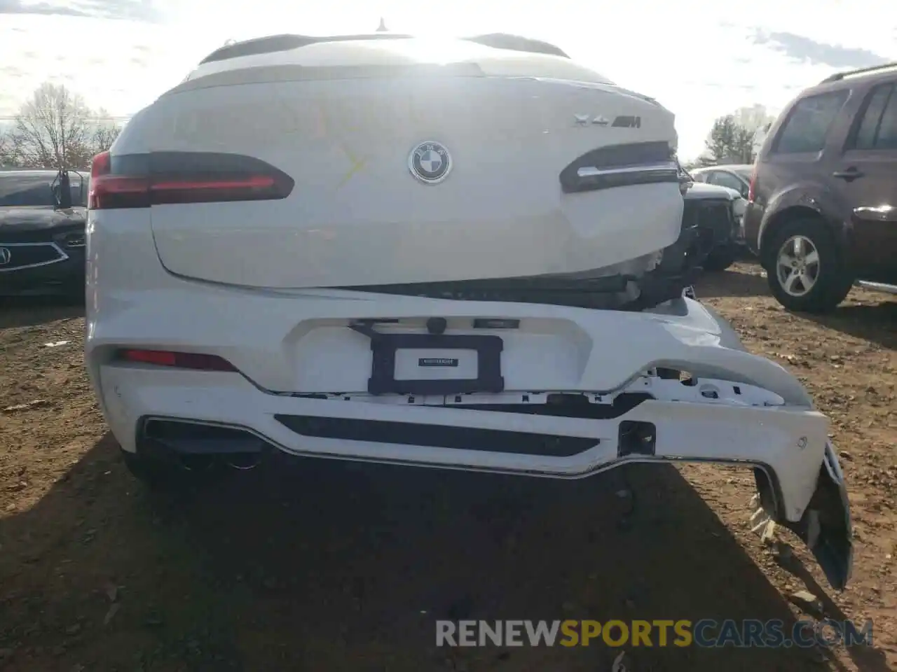 9 Photograph of a damaged car 5YMUJ0C0XL9C96360 BMW X4 2020