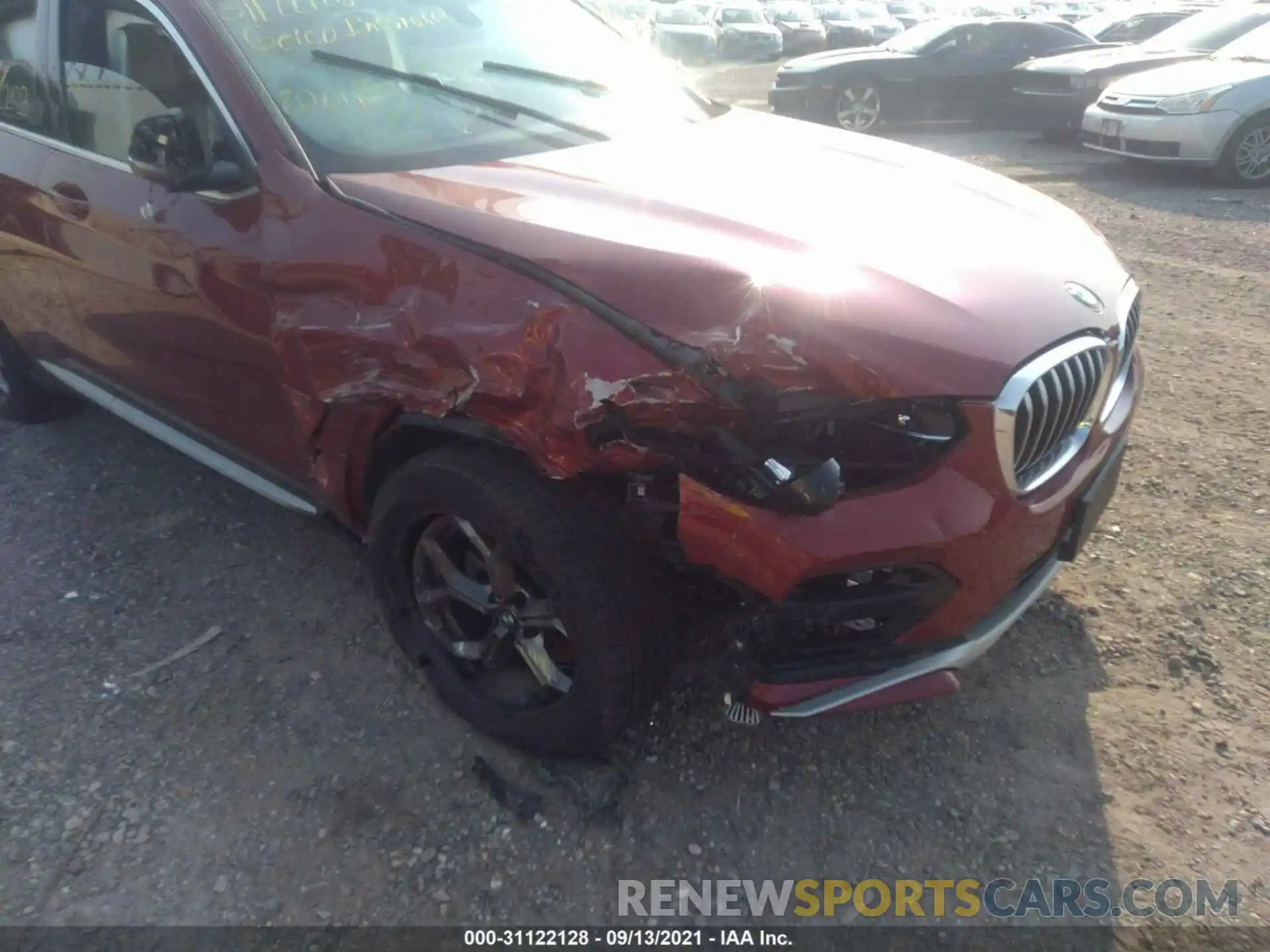 6 Photograph of a damaged car 5UX2V1C01M9E96554 BMW X4 2021