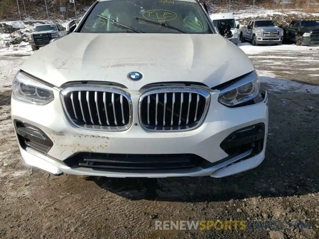 9 Photograph of a damaged car 5UX2V1C04M9G75803 BMW X4 2021