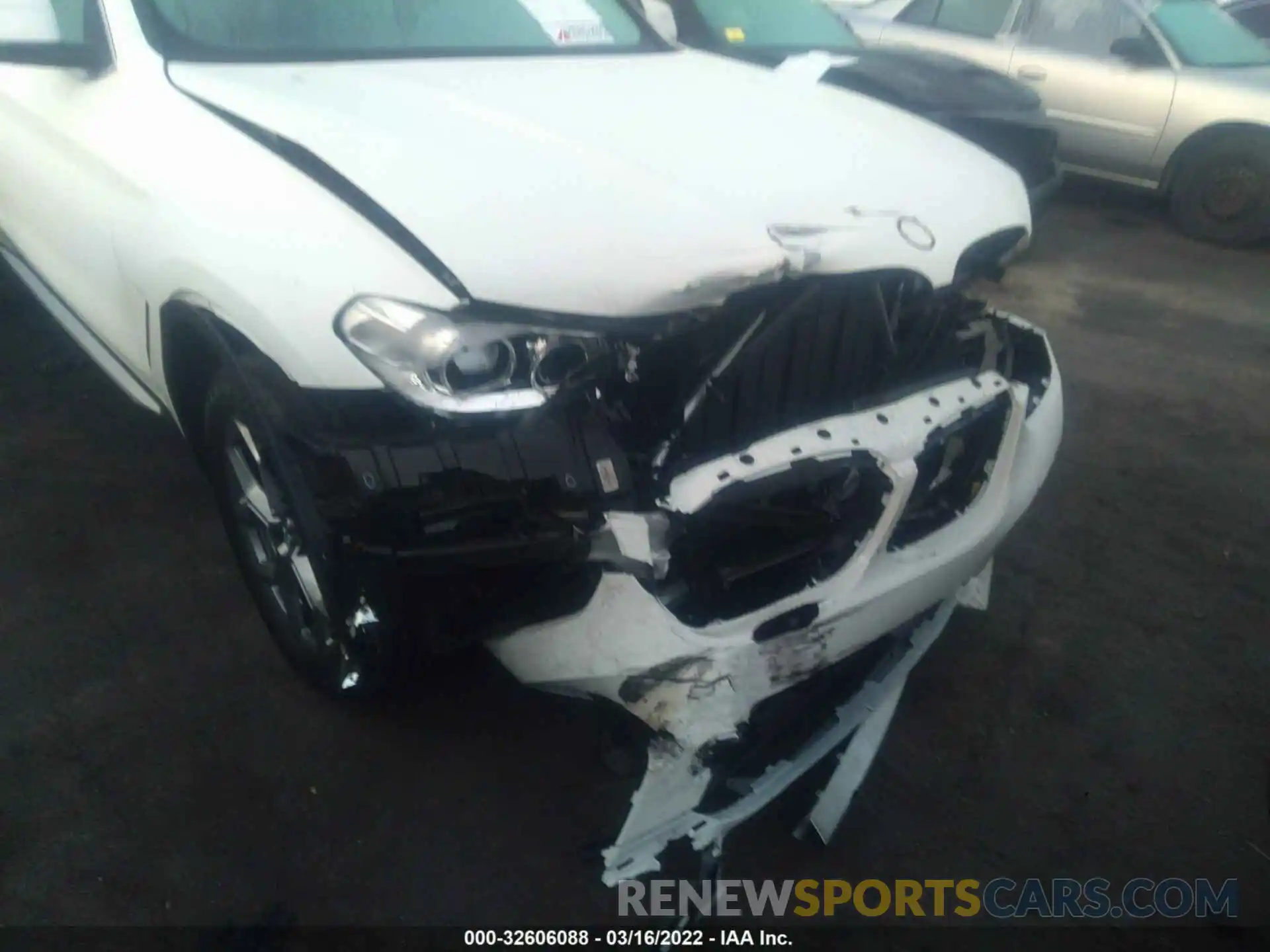 6 Photograph of a damaged car 5UX2V1C05M9E73035 BMW X4 2021