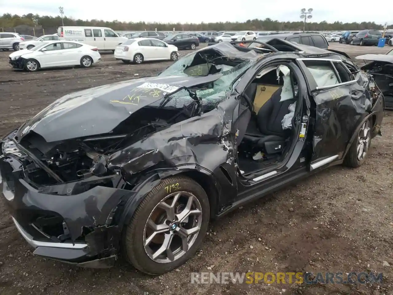 9 Photograph of a damaged car 5UX2V1C06M9H79788 BMW X4 2021