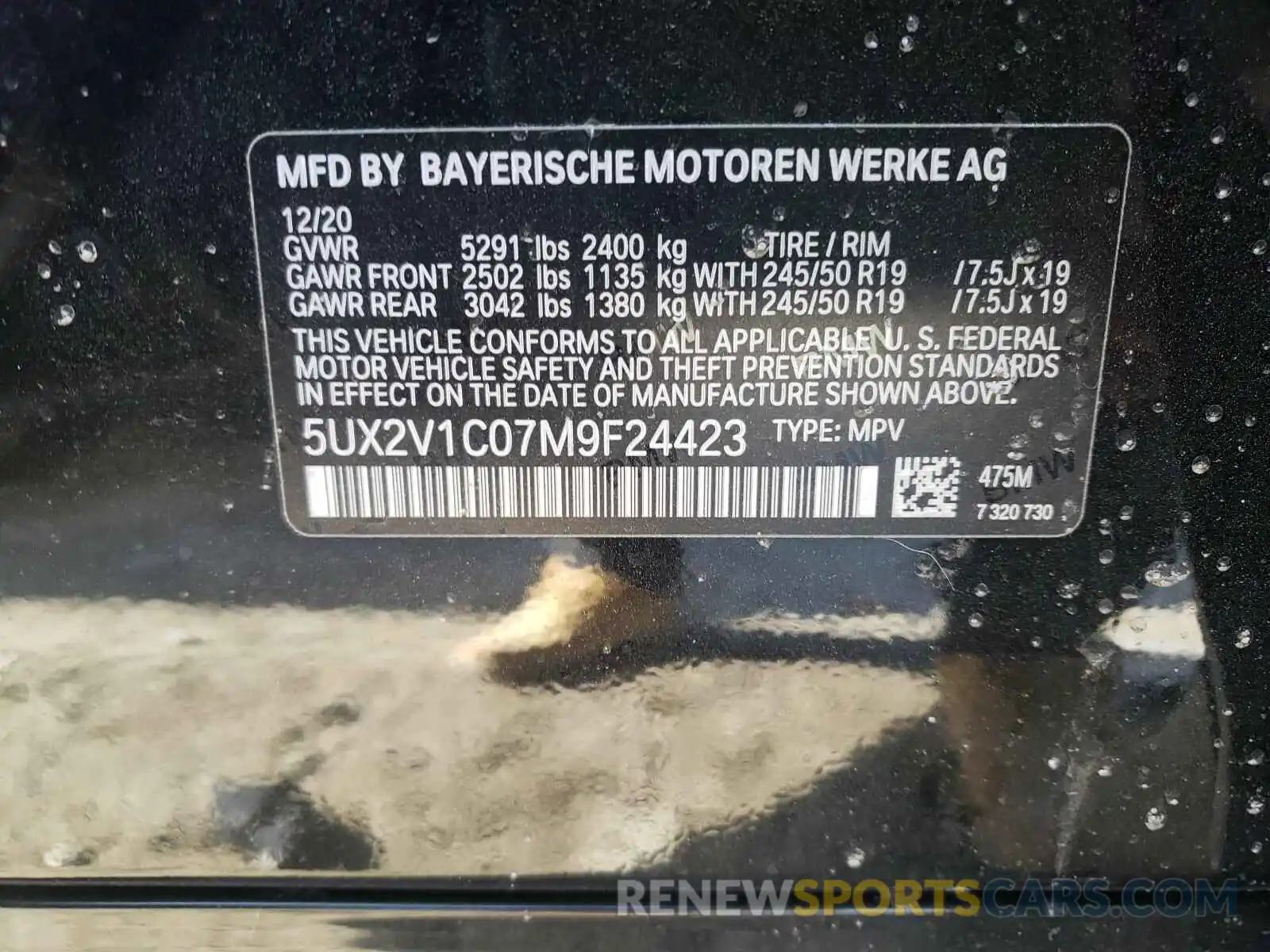 10 Photograph of a damaged car 5UX2V1C07M9F24423 BMW X4 2021