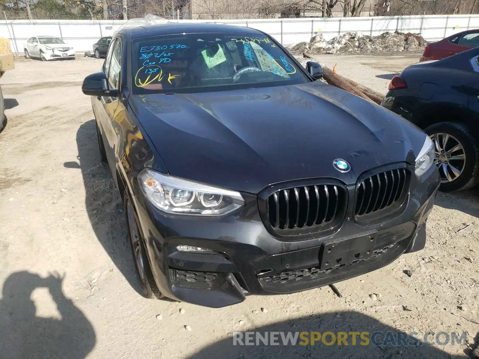 9 Photograph of a damaged car 5UX2V1C07M9F24423 BMW X4 2021
