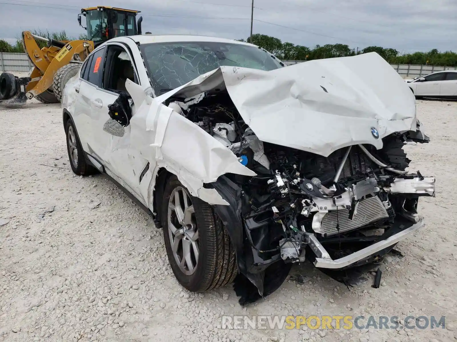 1 Photograph of a damaged car 5UX2V1C07M9G92112 BMW X4 2021