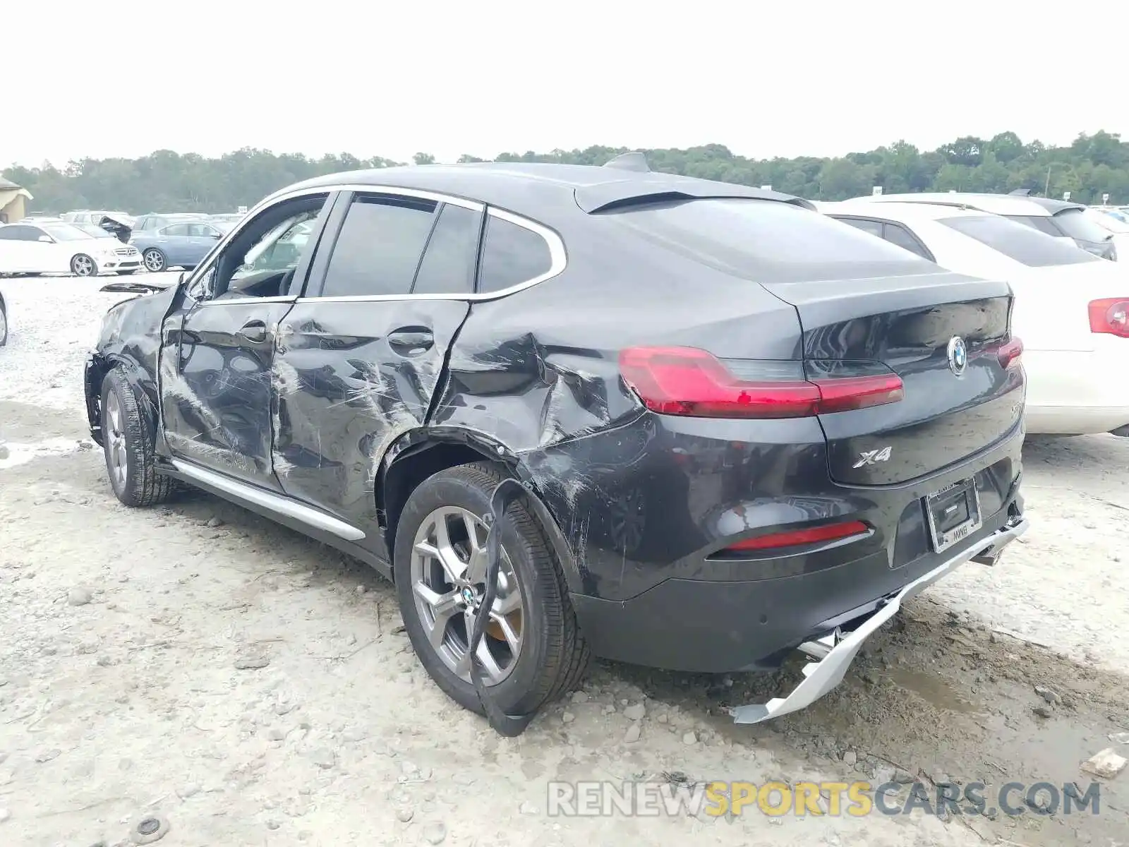 3 Фотография поврежденного автомобиля 5UX2V1C09M9D85461 BMW X4 2021