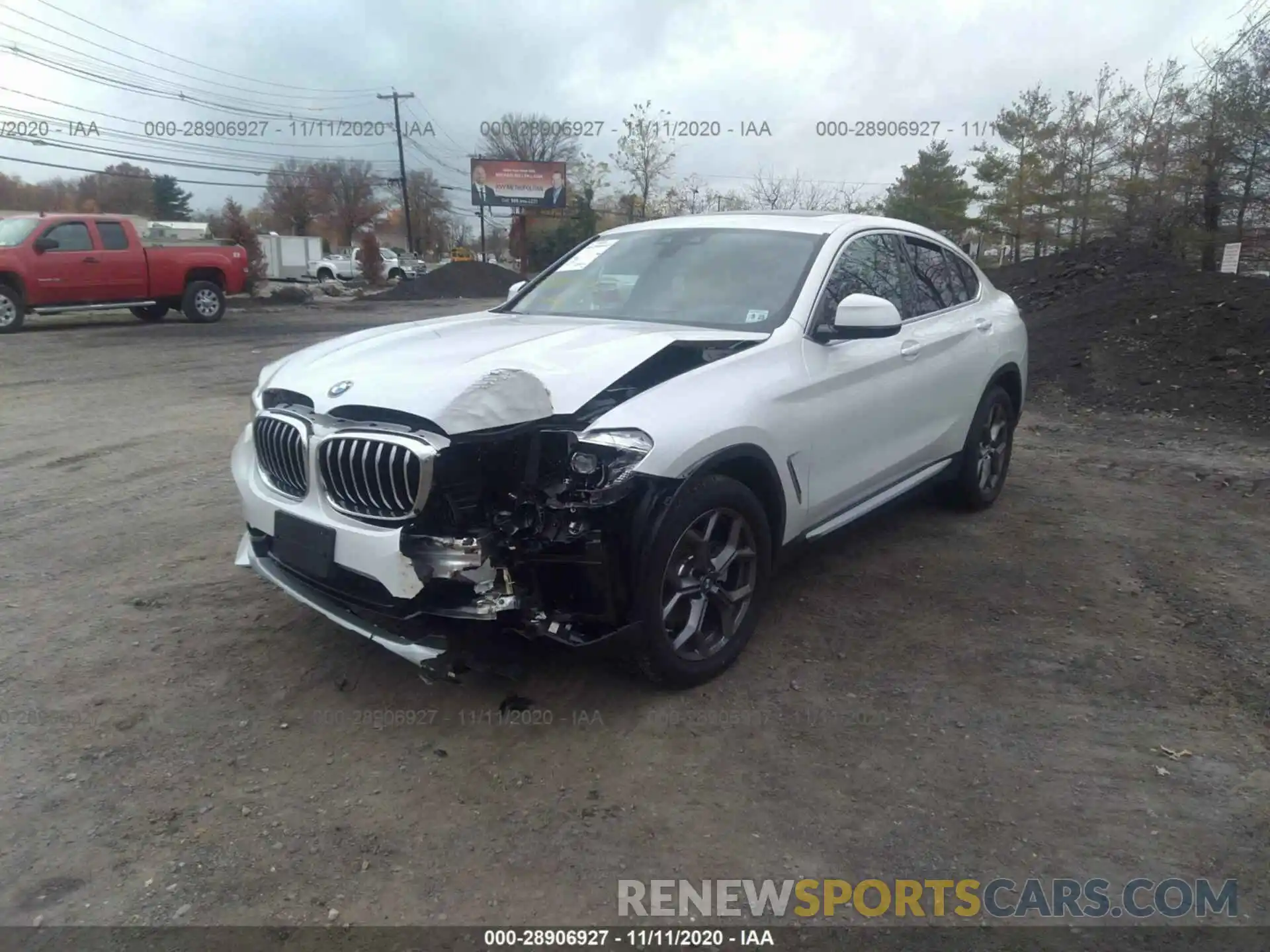 2 Фотография поврежденного автомобиля 5UX2V1C09M9E07135 BMW X4 2021
