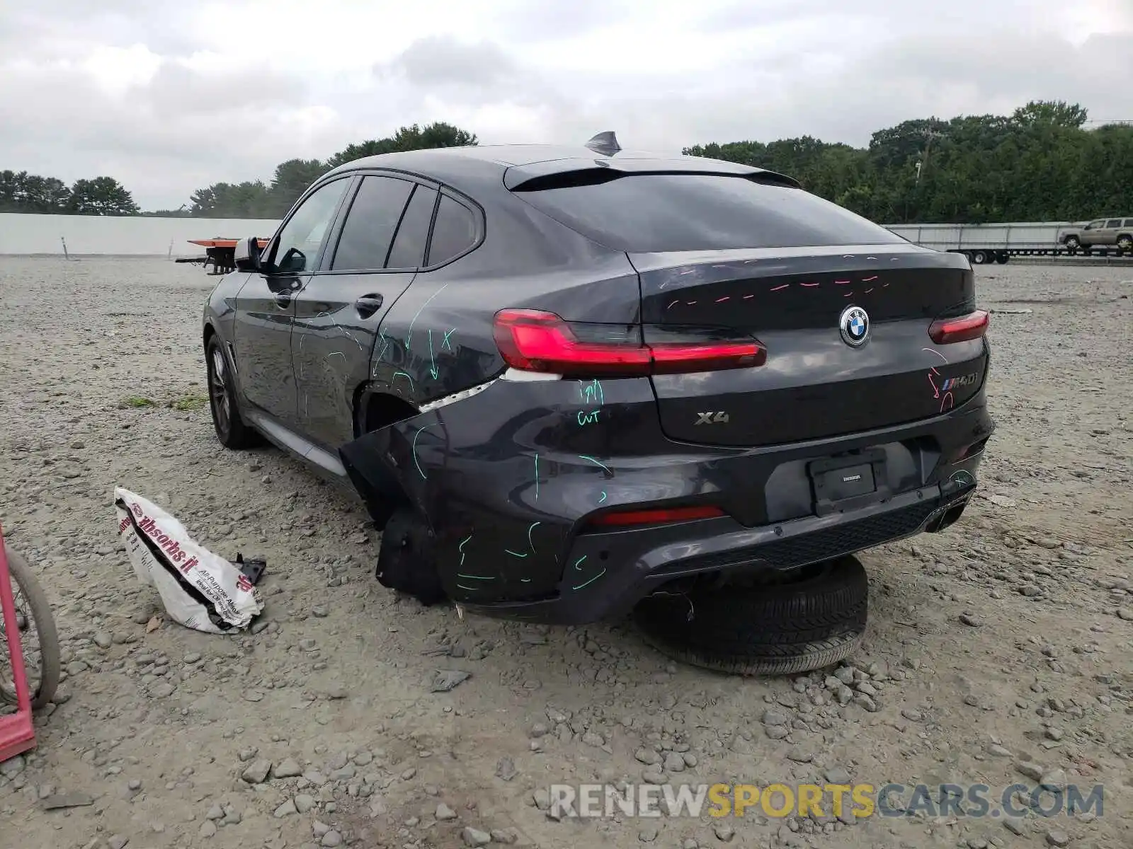 9 Photograph of a damaged car 5UX2V5C02M9E13477 BMW X4 2021