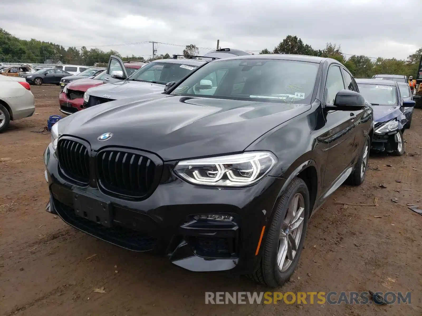 2 Photograph of a damaged car 5UX2V5C02M9G30947 BMW X4 2021