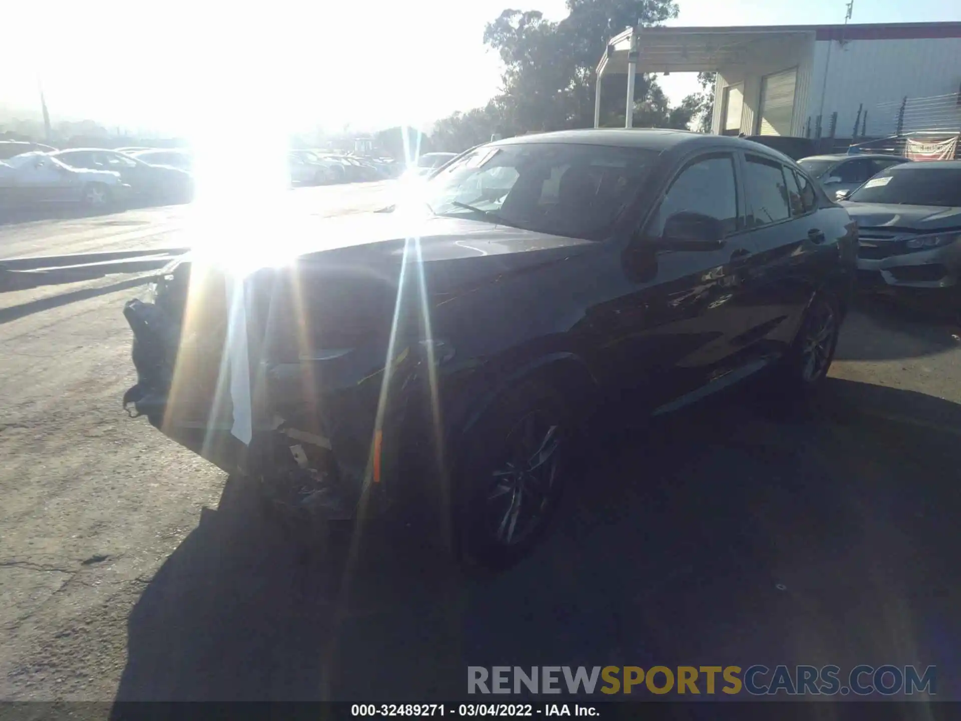 2 Photograph of a damaged car 5UX2V5C03M9F47897 BMW X4 2021