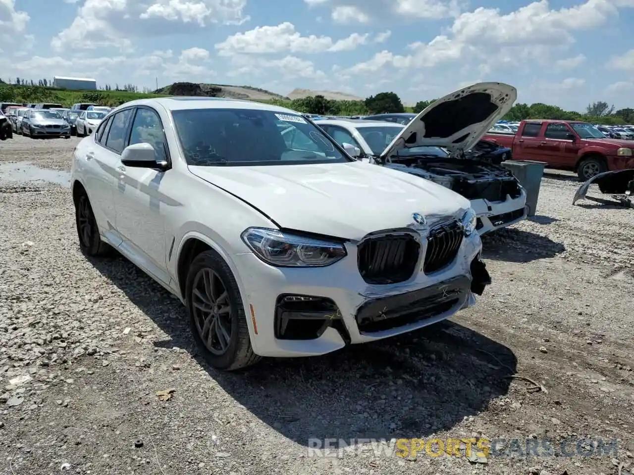 1 Photograph of a damaged car 5UX2V5C07M9D75714 BMW X4 2021