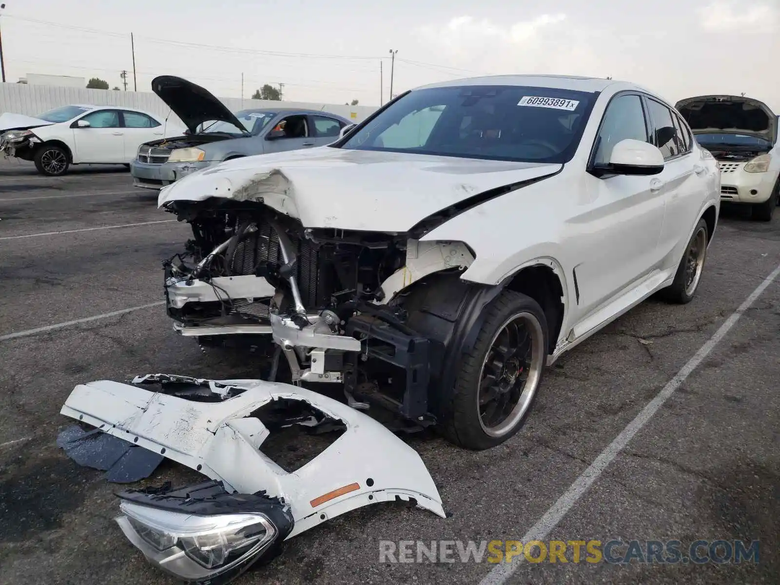 2 Photograph of a damaged car 5UX2V5C09M9E45780 BMW X4 2021