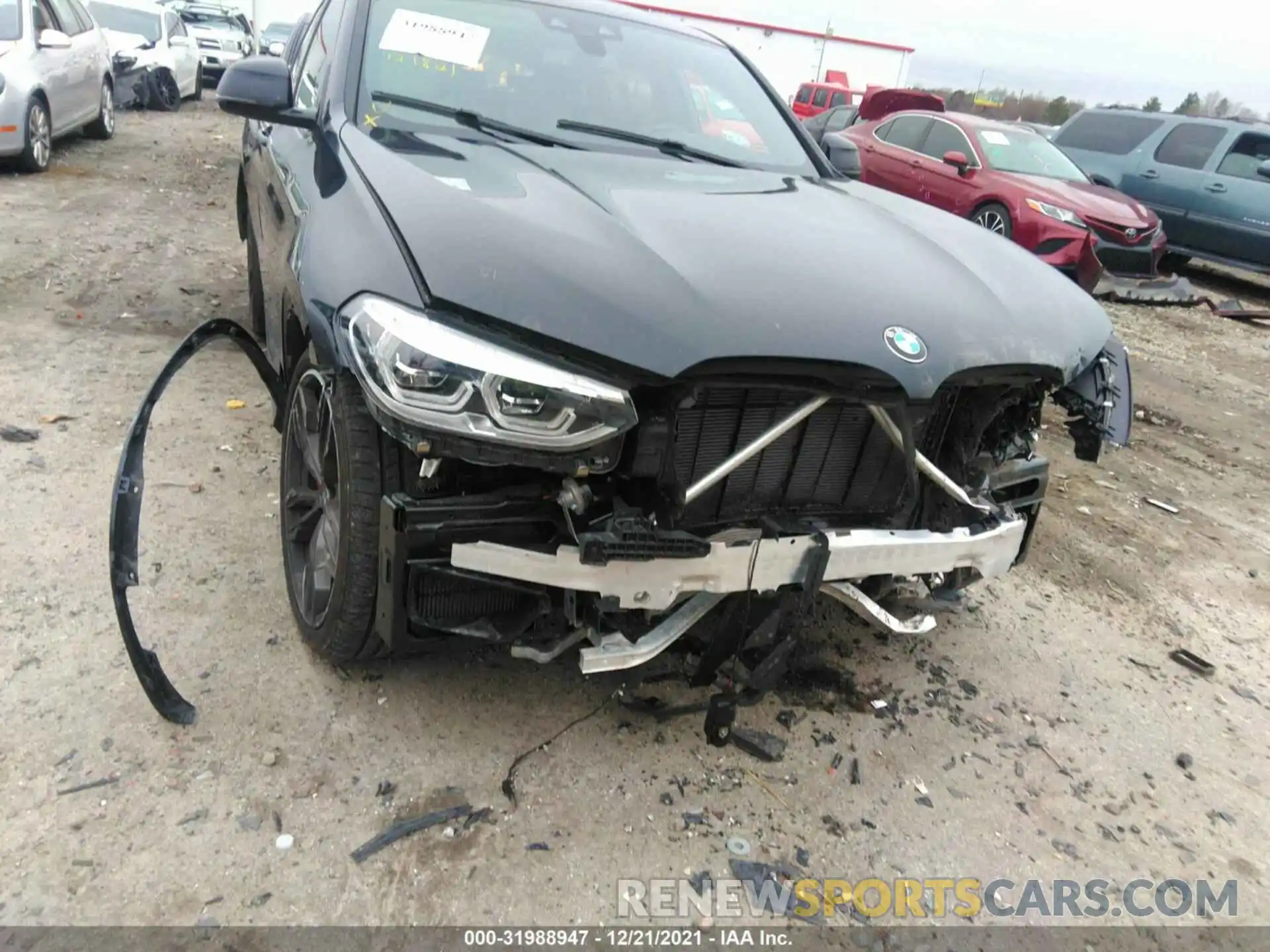 6 Photograph of a damaged car 5UX2V5C09M9E54673 BMW X4 2021