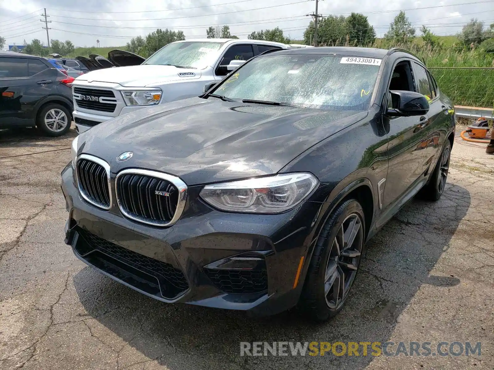 2 Photograph of a damaged car 5YMUJ0C08M9F37088 BMW X4 2021