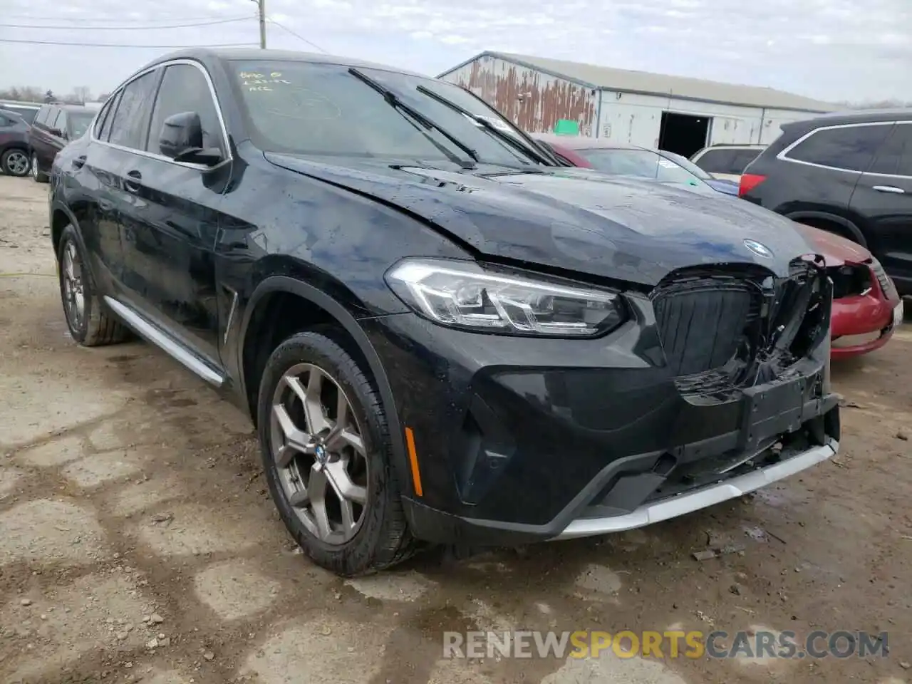 1 Photograph of a damaged car 5UX33DT00N9J21281 BMW X4 2022