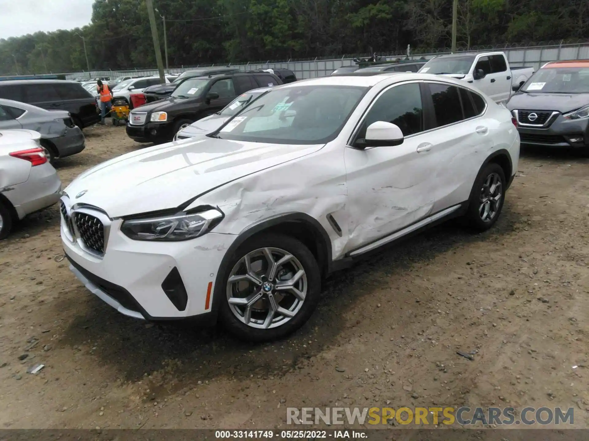 2 Photograph of a damaged car 5UX33DT00N9K71438 BMW X4 2022