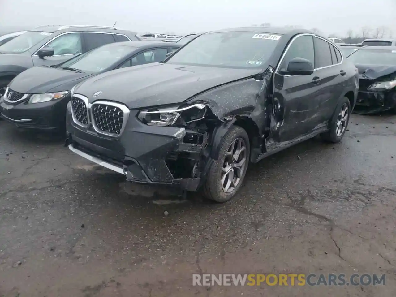 2 Photograph of a damaged car 5UX33DT02N9J61698 BMW X4 2022