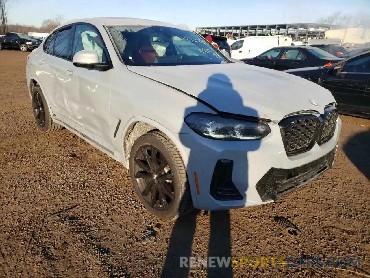 1 Photograph of a damaged car 5UX33DT07N9J05272 BMW X4 2022