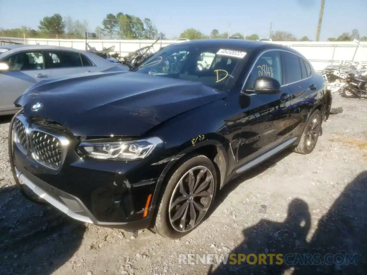 2 Photograph of a damaged car 5UX33DT09N9K82535 BMW X4 2022