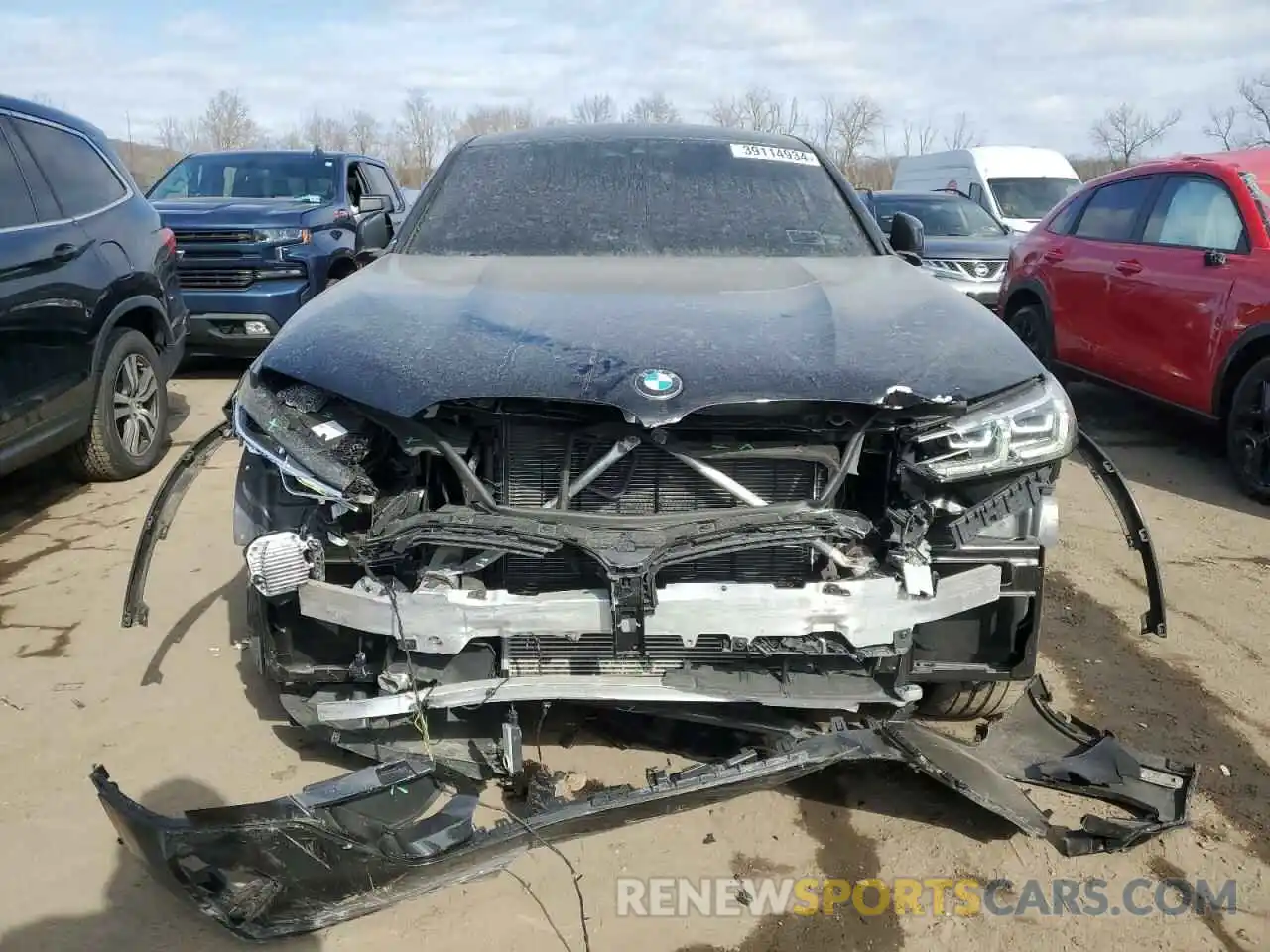 5 Photograph of a damaged car 5UX33DT0XN9K46076 BMW X4 2022