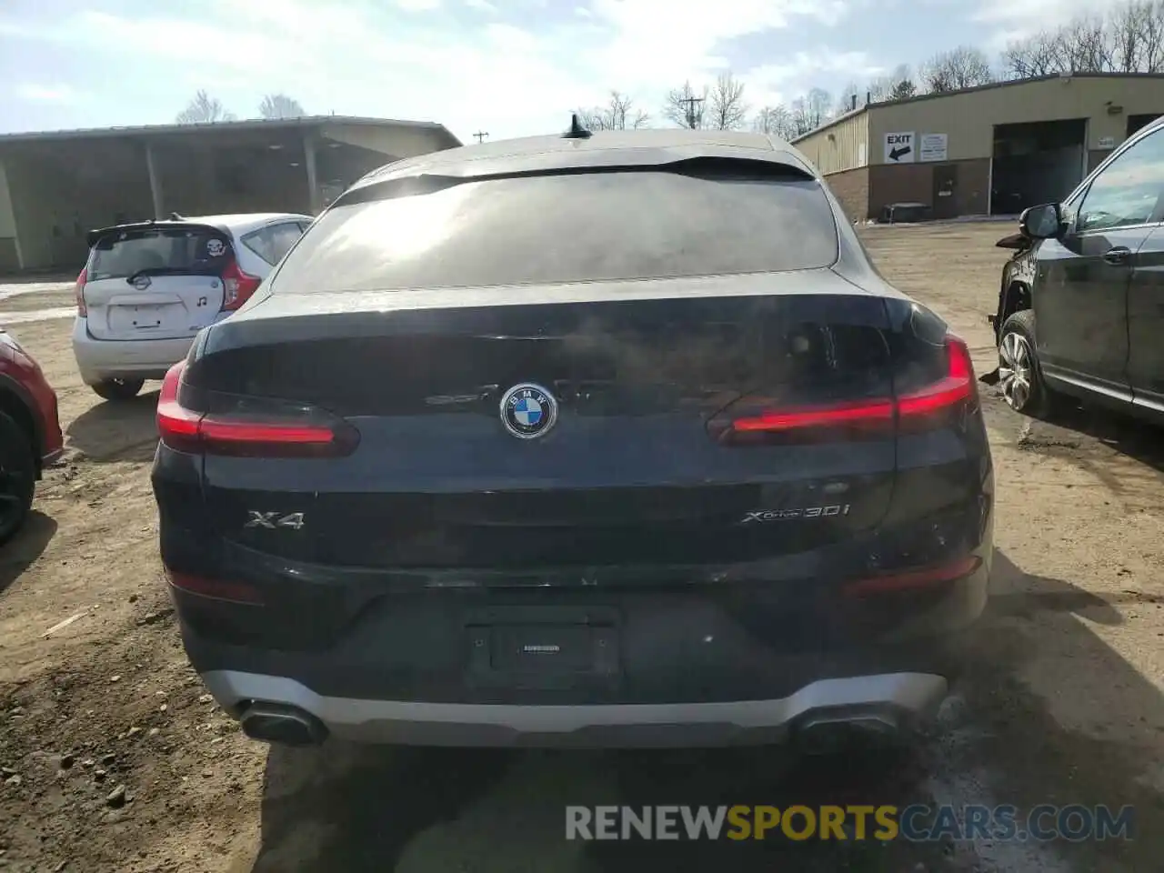 6 Photograph of a damaged car 5UX33DT0XN9K46076 BMW X4 2022