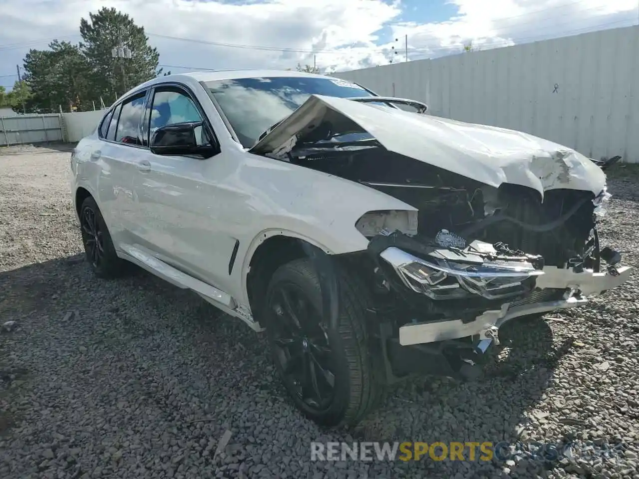 1 Photograph of a damaged car 5UX43DT01N9K07266 BMW X4 2022