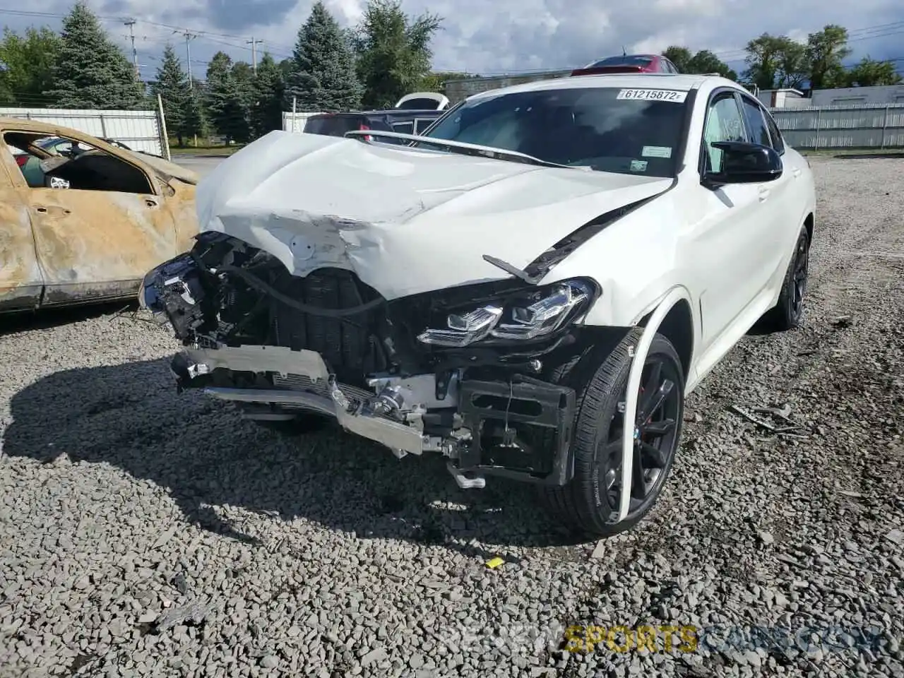 2 Photograph of a damaged car 5UX43DT01N9K07266 BMW X4 2022