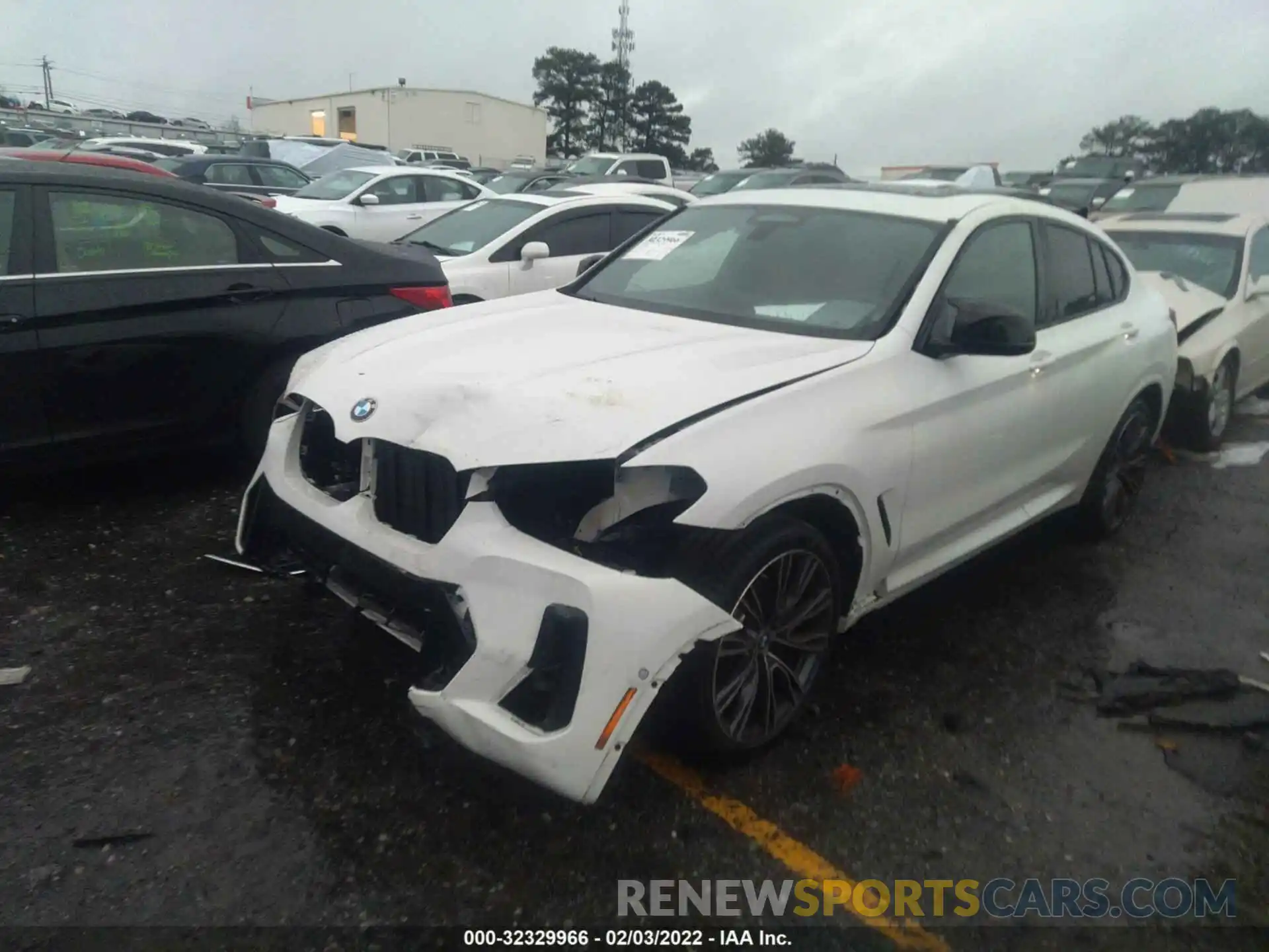 2 Photograph of a damaged car 5UX43DT06N9J53530 BMW X4 2022