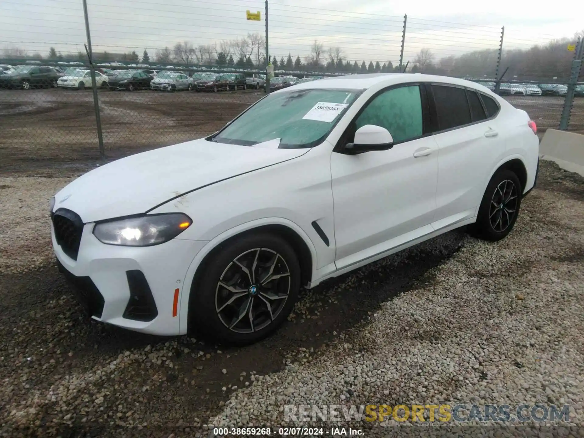 2 Photograph of a damaged car 5UX33DT07P9S71455 BMW X4 2023