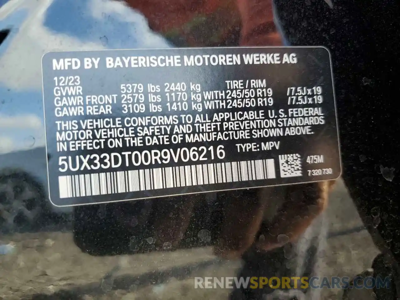 12 Photograph of a damaged car 5UX33DT00R9V06216 BMW X4 2024