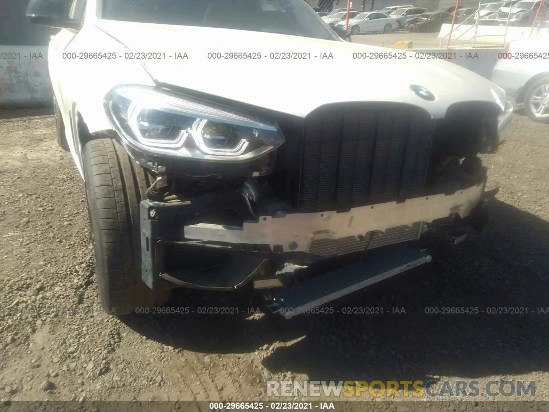 6 Photograph of a damaged car 5YMUJ0C00L9C48088 BMW X4 M 2020