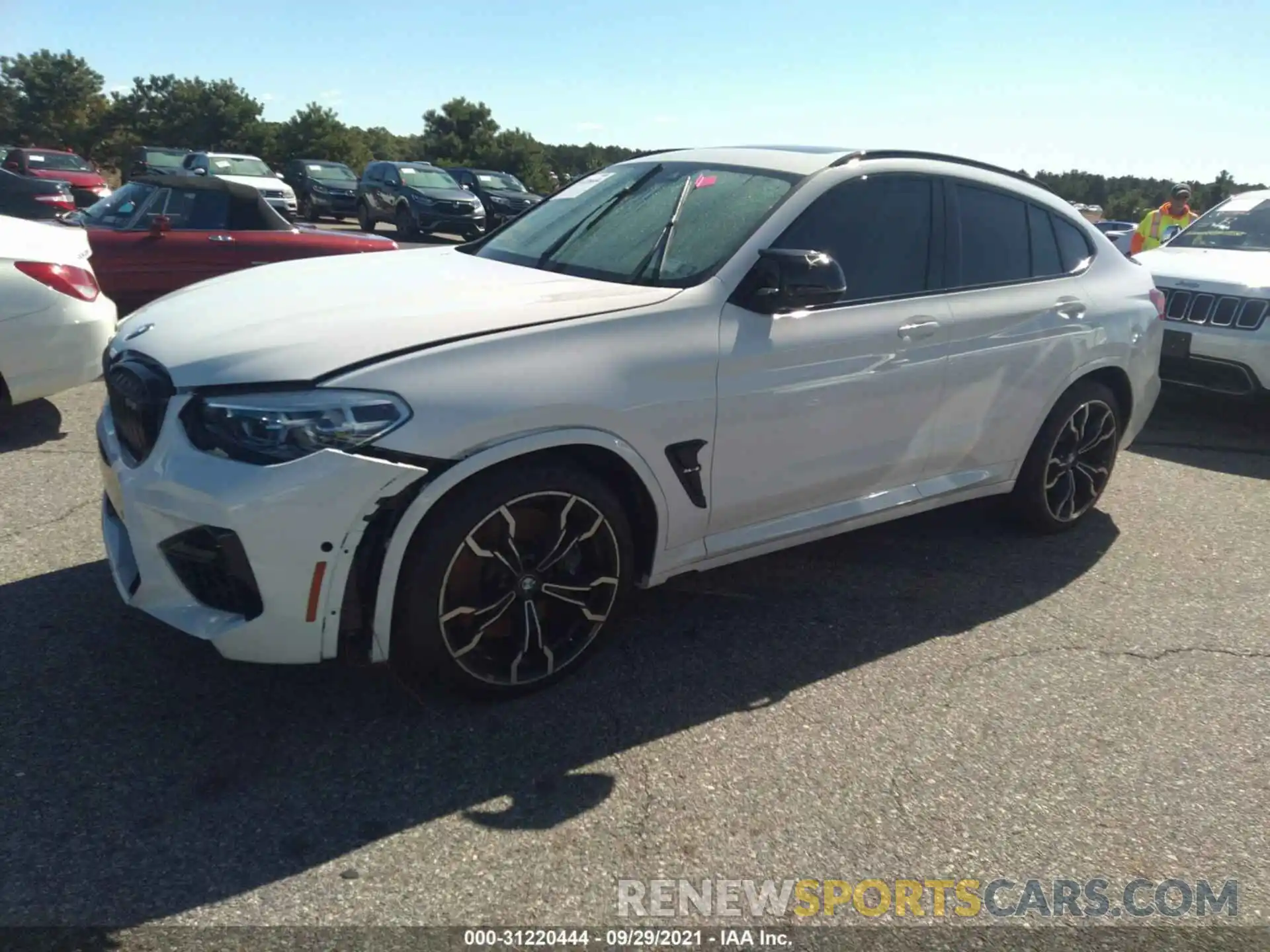 2 Photograph of a damaged car 5YMUJ0C04L9B76778 BMW X4 M 2020