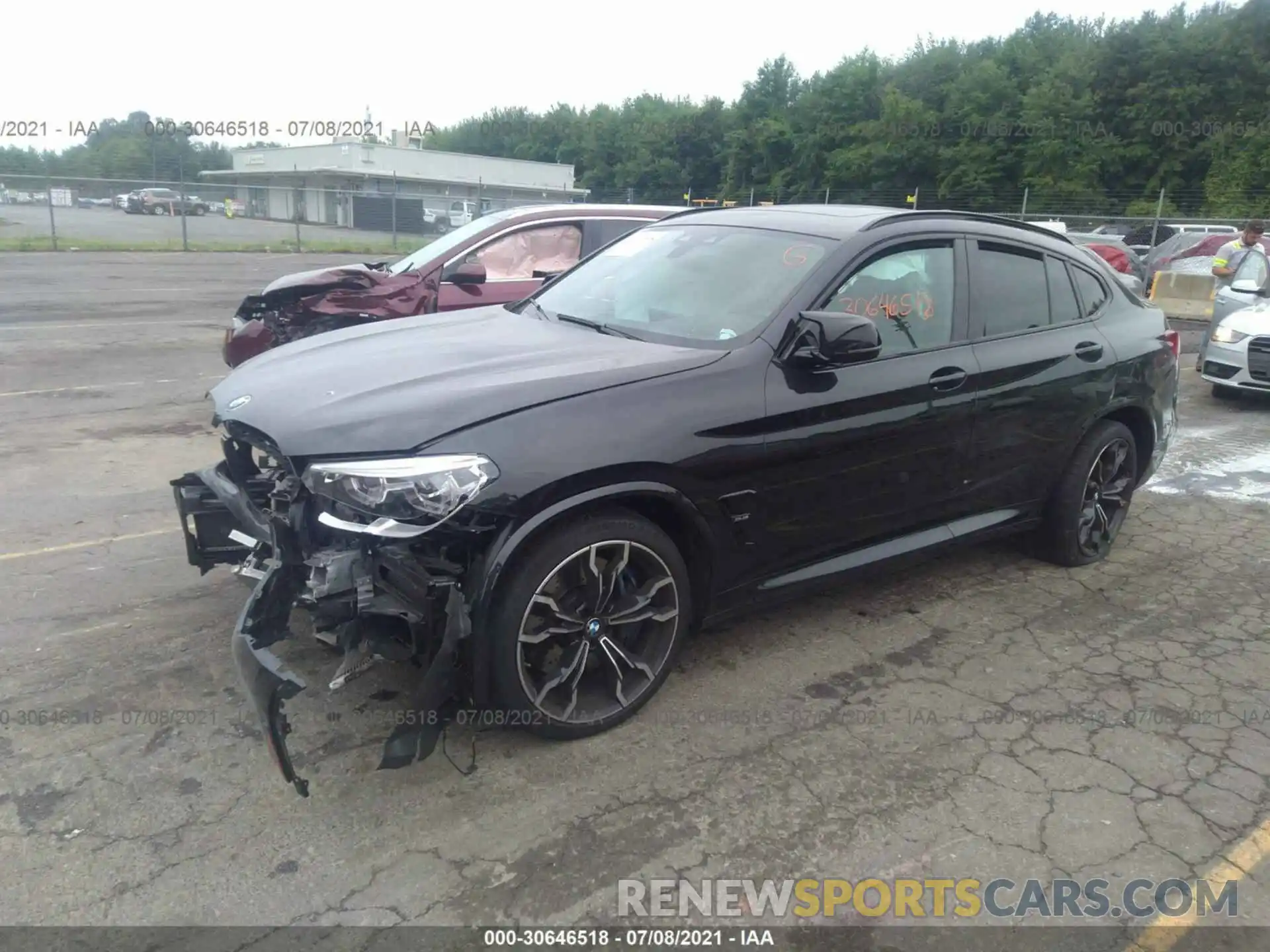 2 Фотография поврежденного автомобиля 5YMUJ0C06L9B57763 BMW X4 M 2020