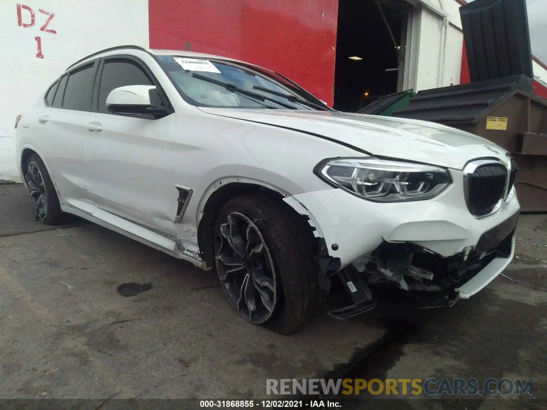 6 Photograph of a damaged car 5YMUJ0C06LLA99785 BMW X4 M 2020