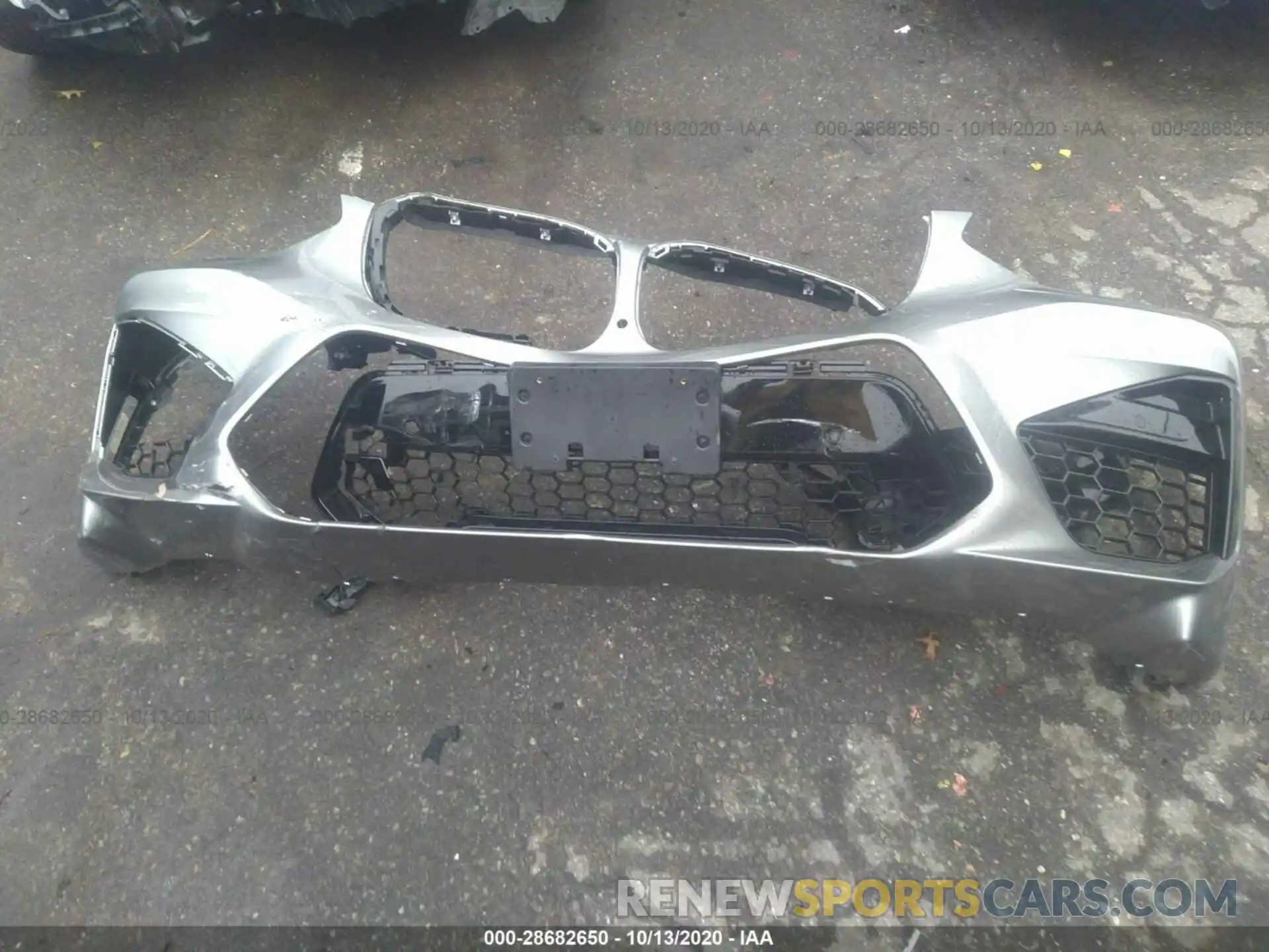 12 Photograph of a damaged car 5YMUJ0C07LLA99553 BMW X4 M 2020