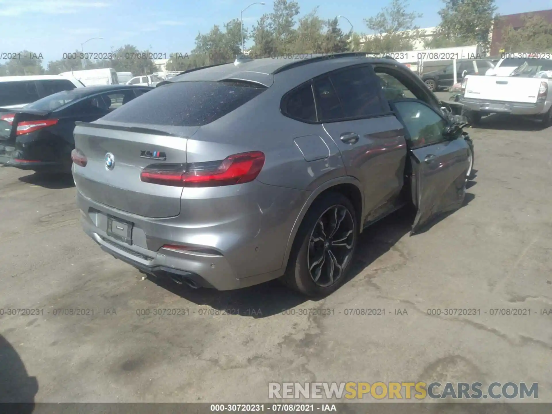 4 Фотография поврежденного автомобиля 5YMUJ0C0XL9C56800 BMW X4 M 2020