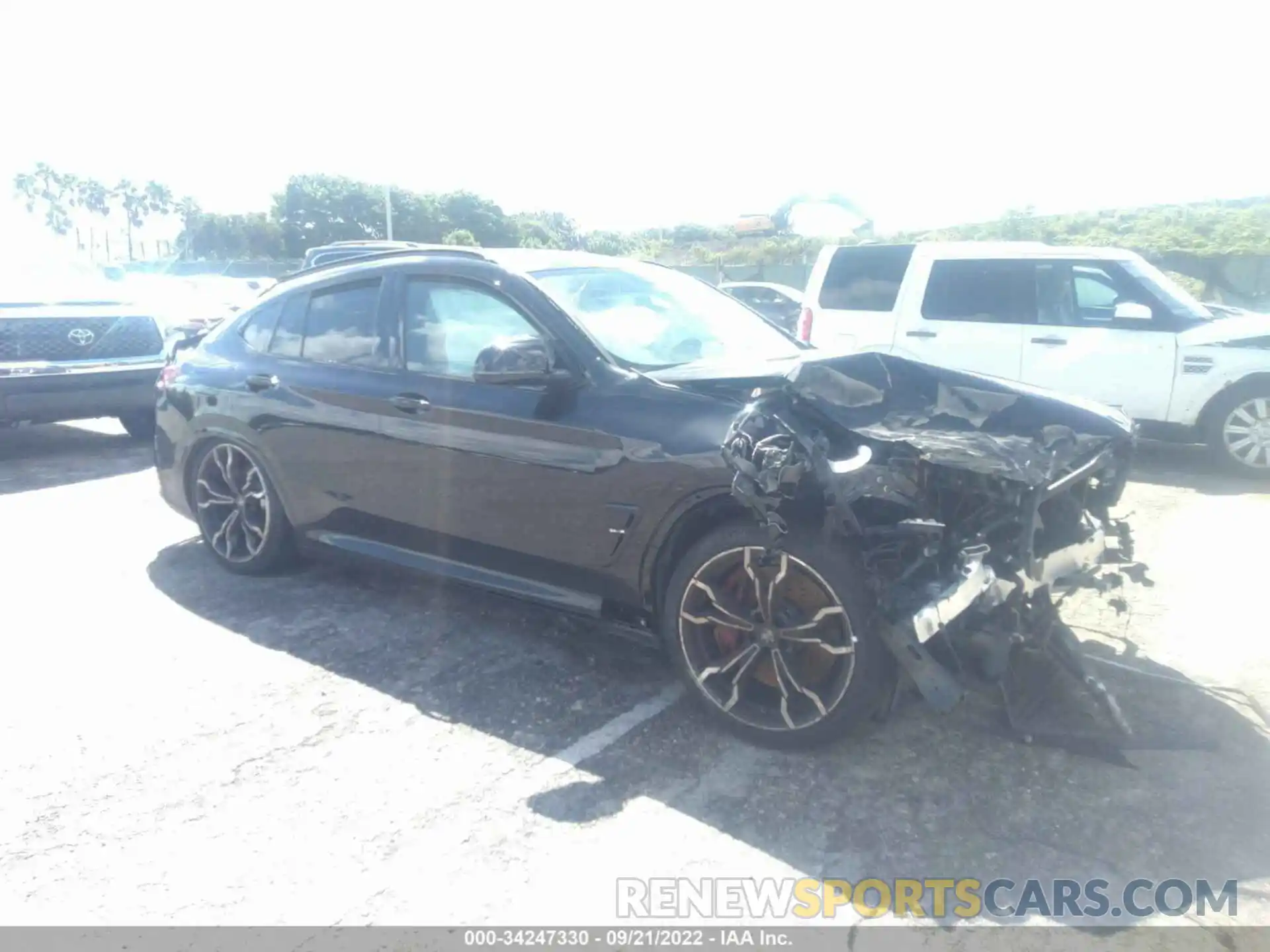 1 Photograph of a damaged car 5YM23EC00N9K58893 BMW X4 M 2022