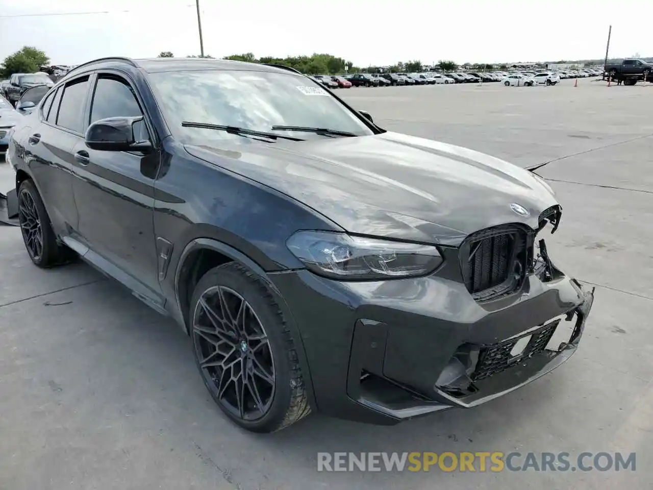 1 Photograph of a damaged car 5YM23EC03N9L69633 BMW X4 M 2022