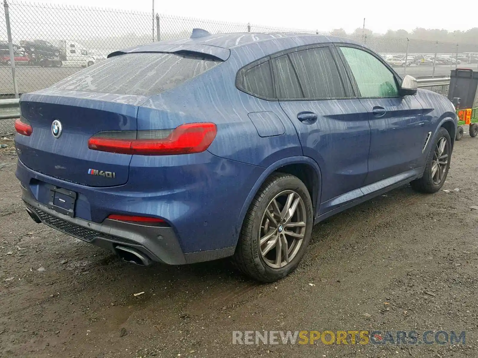 4 Photograph of a damaged car 5UXUJ5C51KLJ62772 BMW X4 M40I 2019