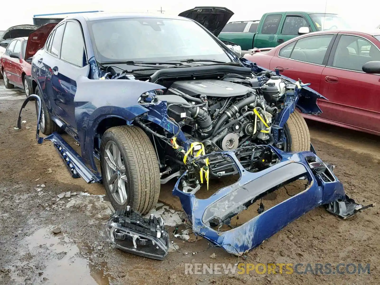 1 Photograph of a damaged car 5UXUJ5C54KLJ62927 BMW X4 M40I 2019