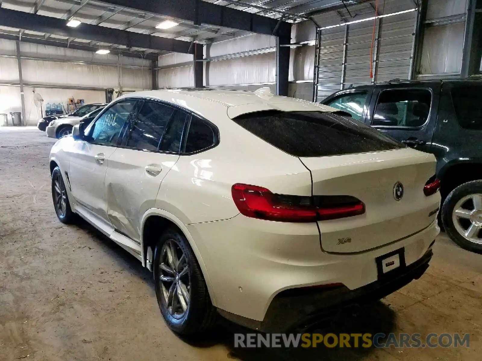 3 Photograph of a damaged car 5UXUJ5C56K9A32745 BMW X4 M40I 2019