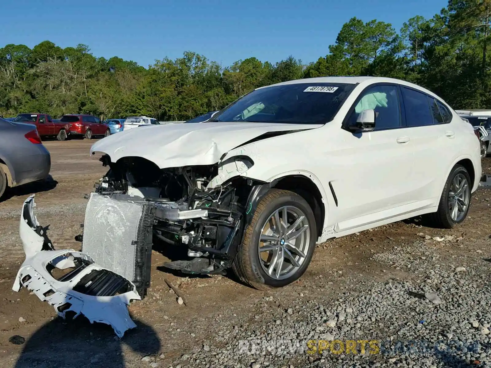 2 Photograph of a damaged car 5UXUJ3C59KLG51945 BMW X4 XDRIVE3 2019