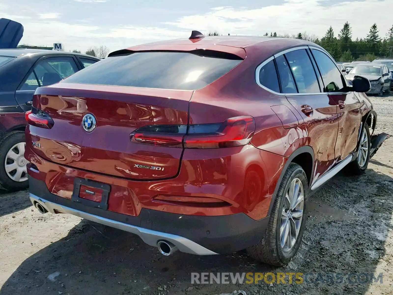 4 Photograph of a damaged car 5UXUJ3C5XKLG52599 BMW X4 XDRIVE3 2019