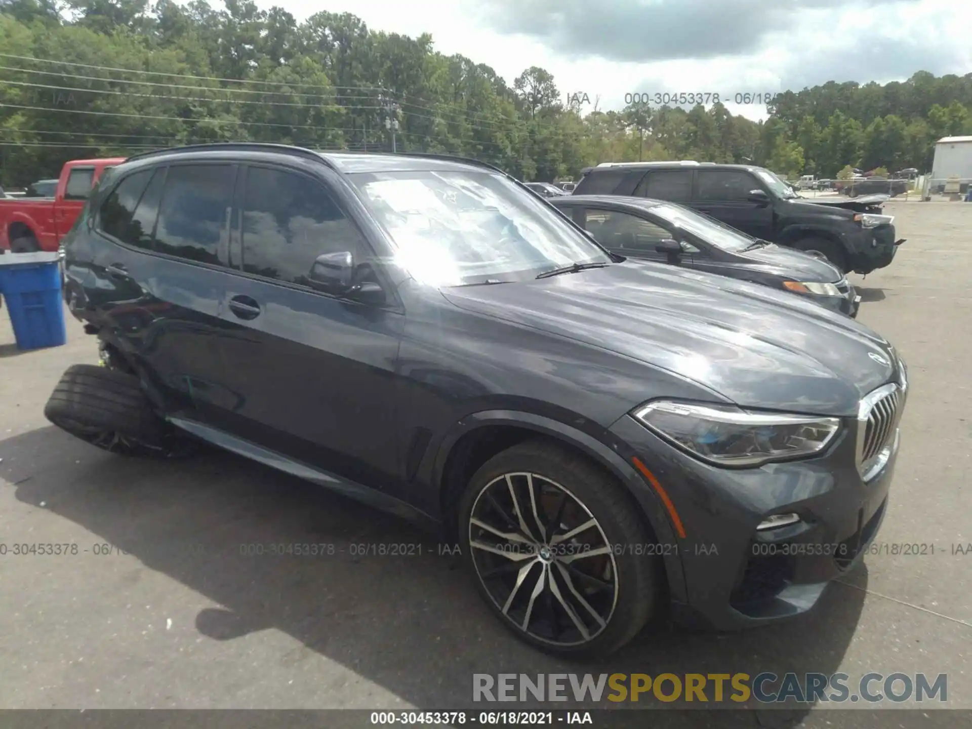 1 Photograph of a damaged car 5UXCR6C50KLB12202 BMW X5 2019