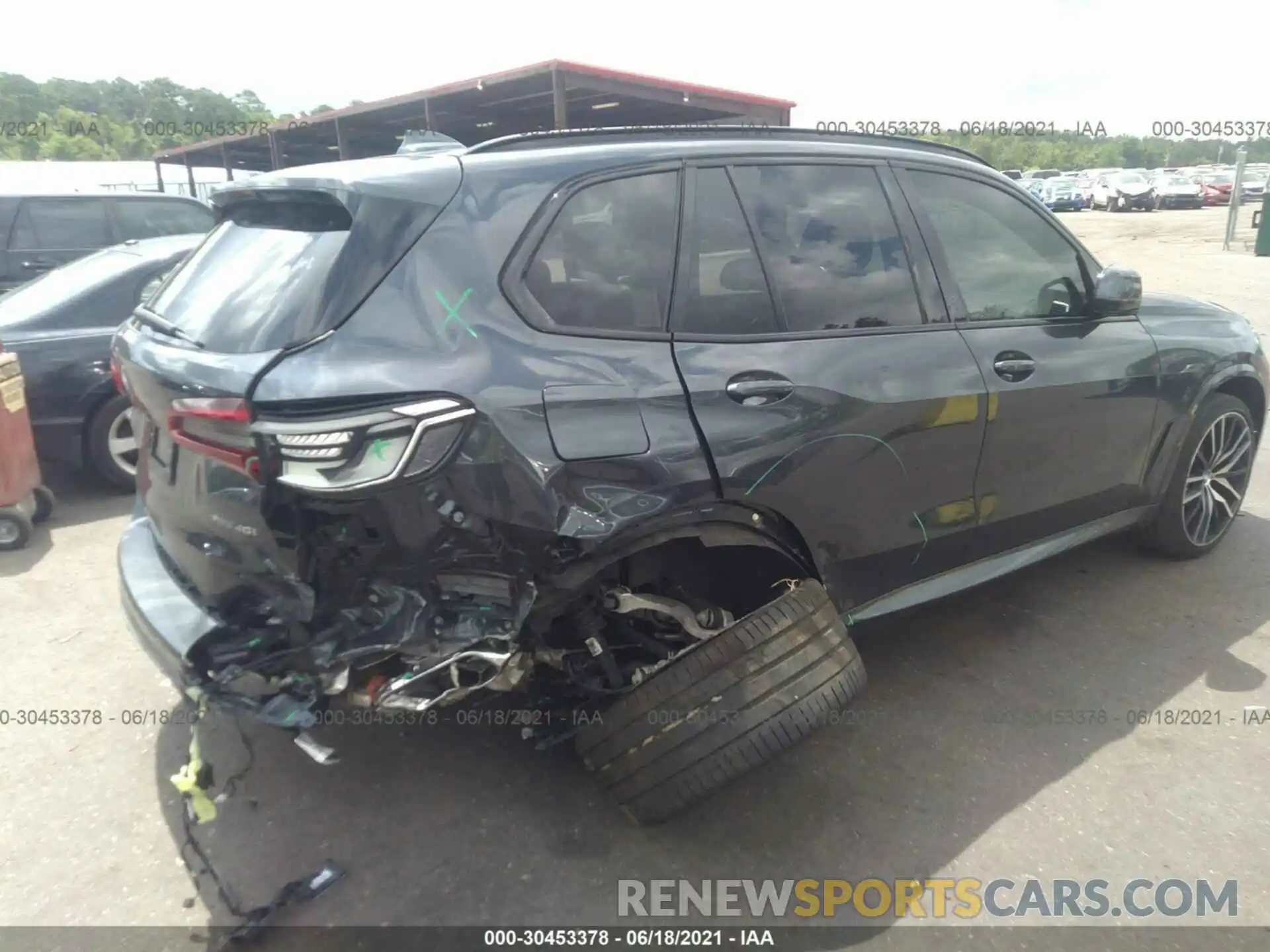 4 Photograph of a damaged car 5UXCR6C50KLB12202 BMW X5 2019