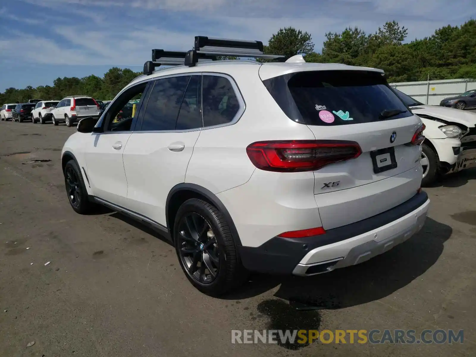 3 Photograph of a damaged car 5UXCR6C50KLK67992 BMW X5 2019