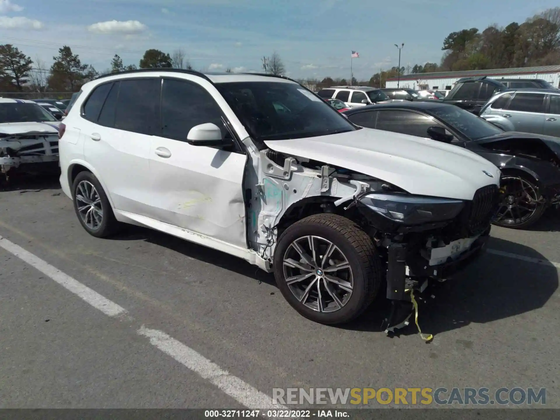 1 Photograph of a damaged car 5UXCR6C50KLK79382 BMW X5 2019