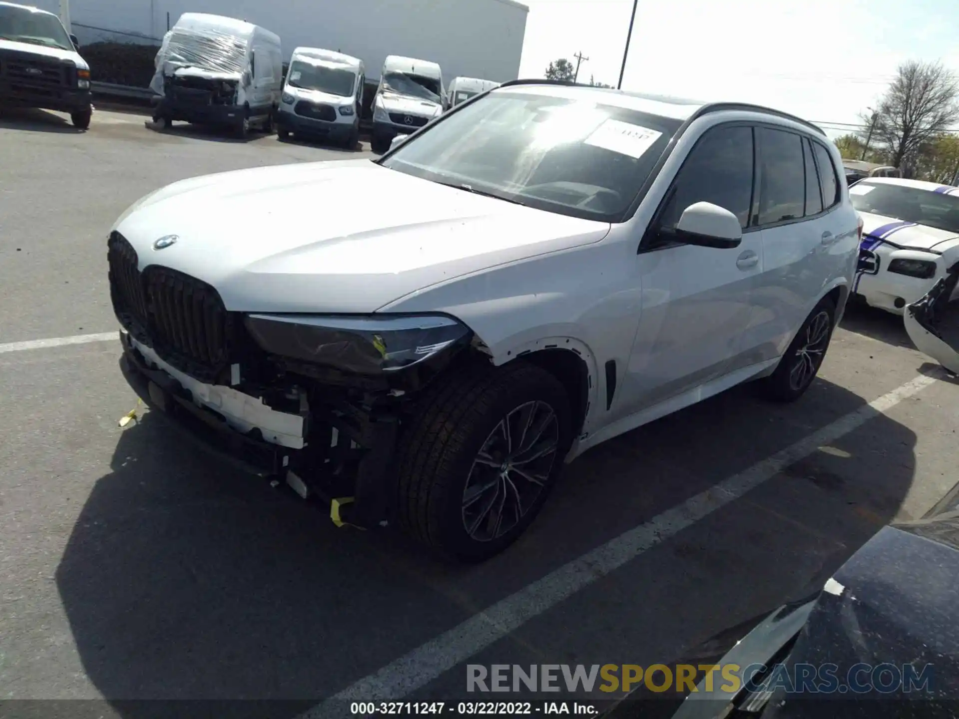 2 Photograph of a damaged car 5UXCR6C50KLK79382 BMW X5 2019