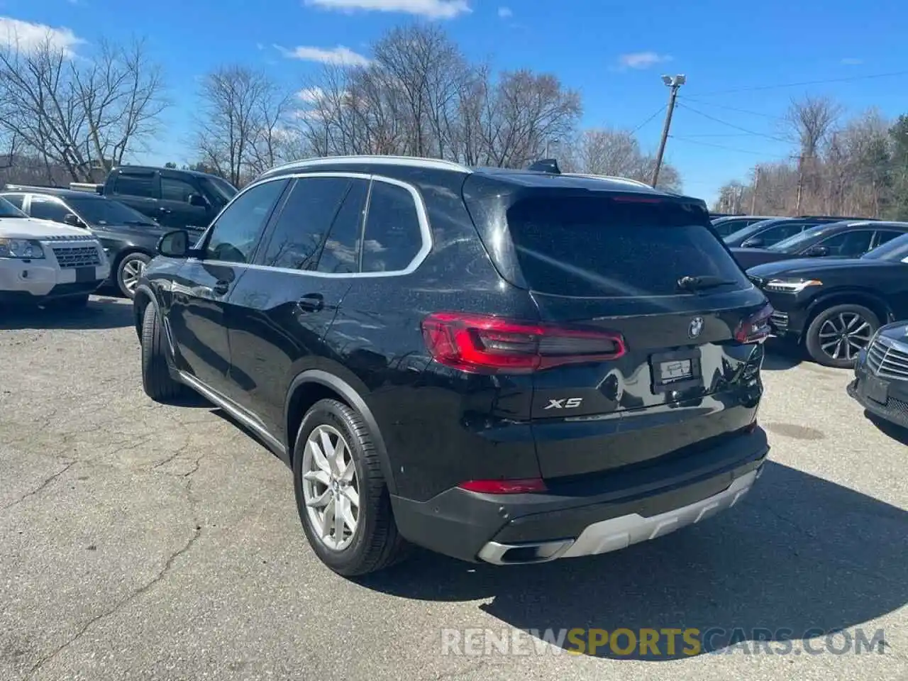 3 Photograph of a damaged car 5UXCR6C50KLK79978 BMW X5 2019