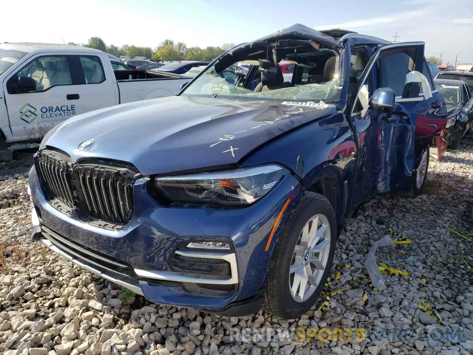 2 Photograph of a damaged car 5UXCR6C50KLK80029 BMW X5 2019