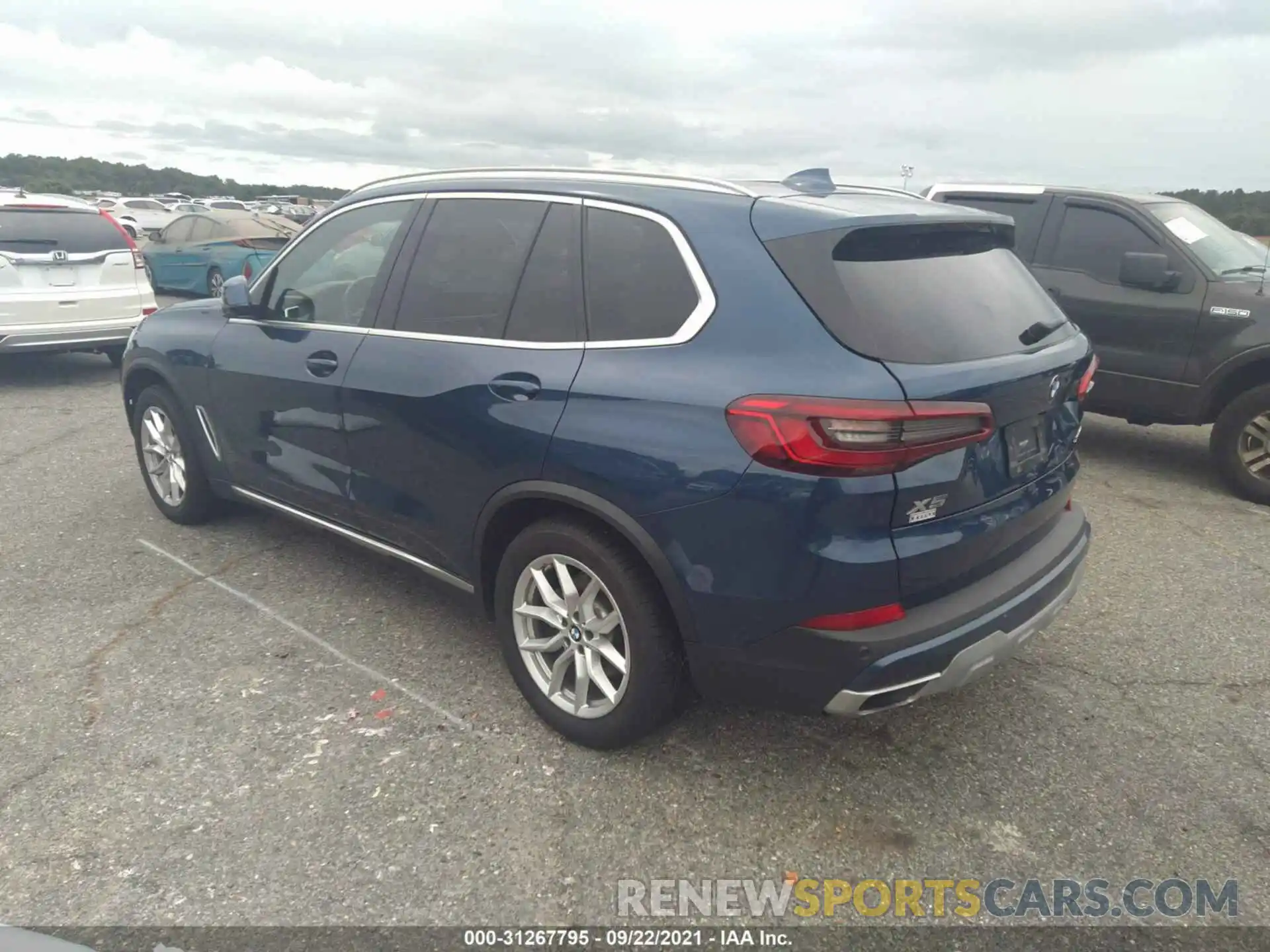 3 Фотография поврежденного автомобиля 5UXCR6C50KLK85148 BMW X5 2019